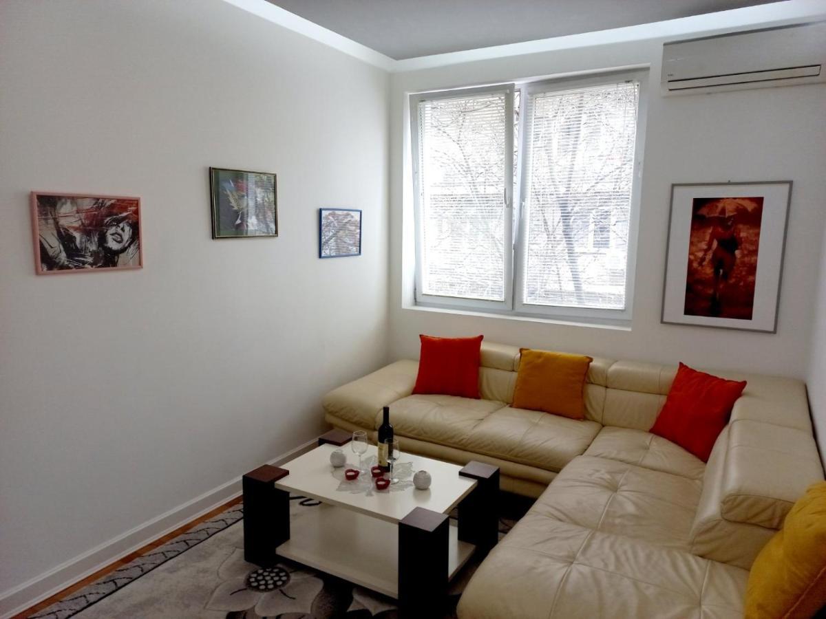 Apartment Alex Belgrad Exterior foto